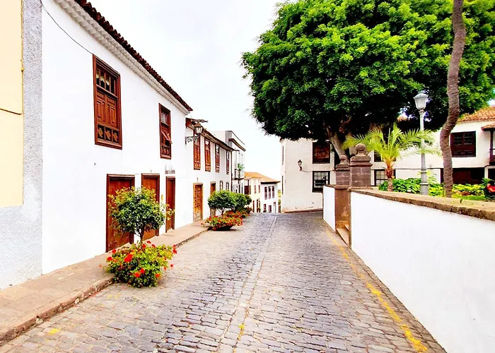 Giovanni & Rosa B Icod De Vinos