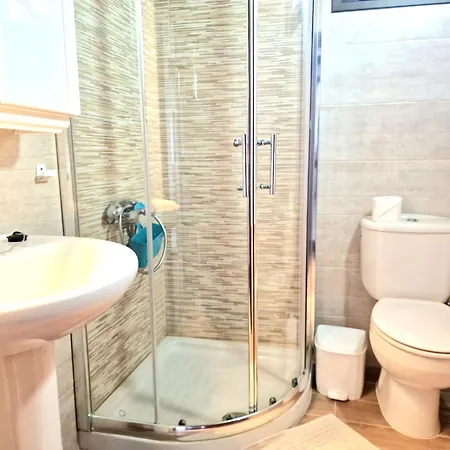 Giovanni & Rosa B Icod De Vinos *